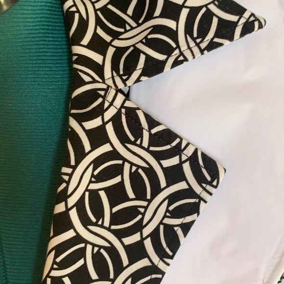 Appraisal Geometric Print Fitted Jacket with Belt - Black & White - Medium - Picture 7 of 15